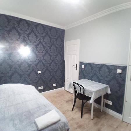 Studio Jutrzenka Z Lazienka By Apartamenty Na Dni Wrocław Buitenkant foto